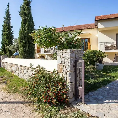Ivy Kallithea Apartment *